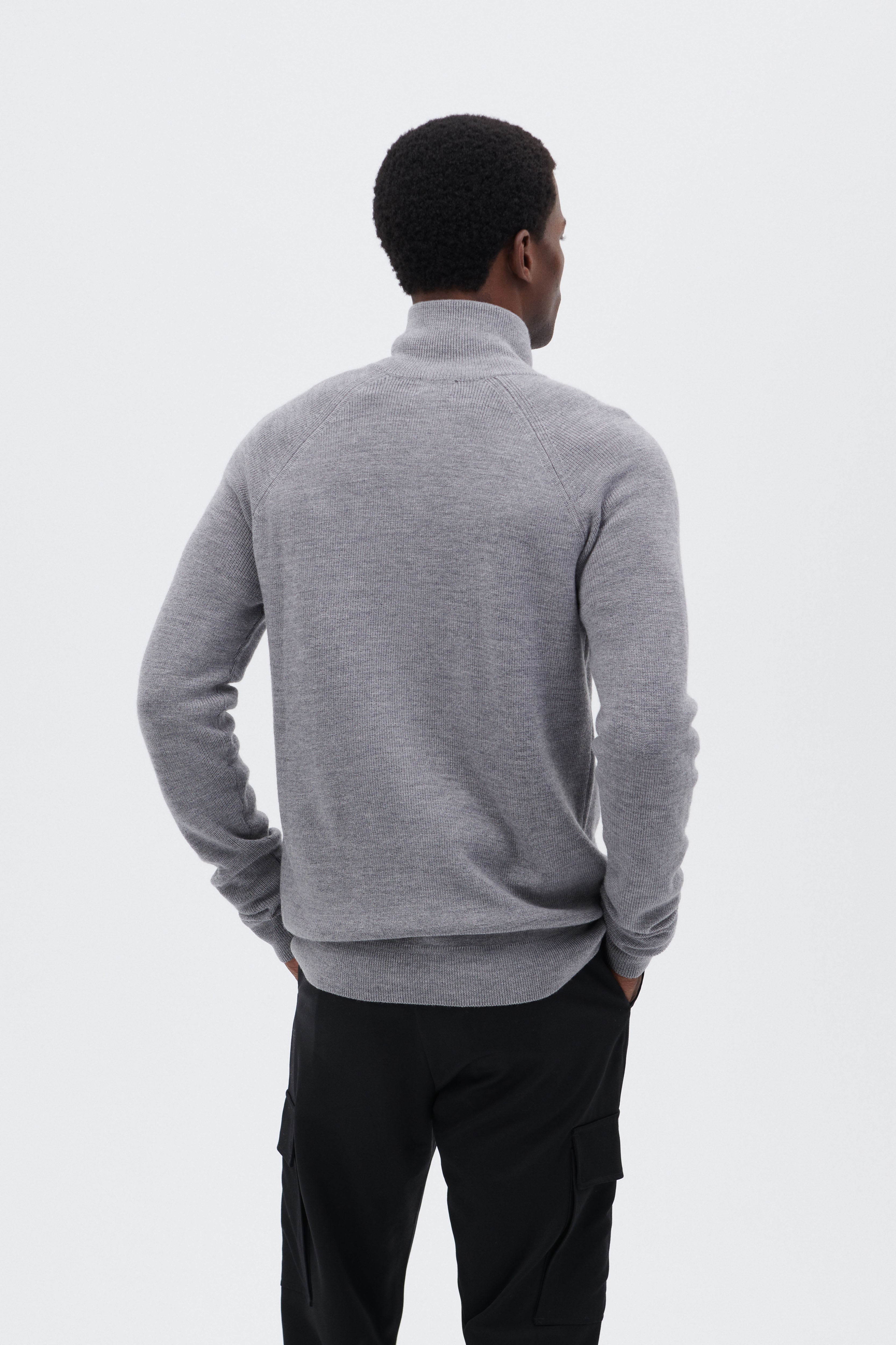 Extra Fine Merino Wool Zip-up Cardigan