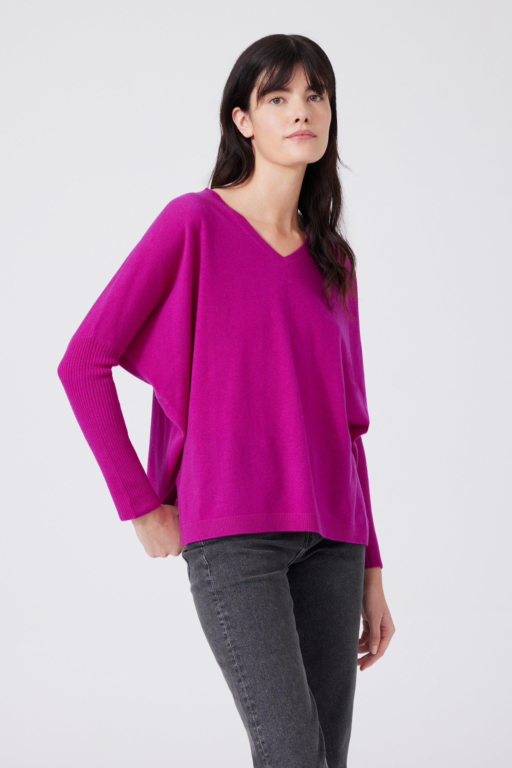  Cashmere V-neck Sweater