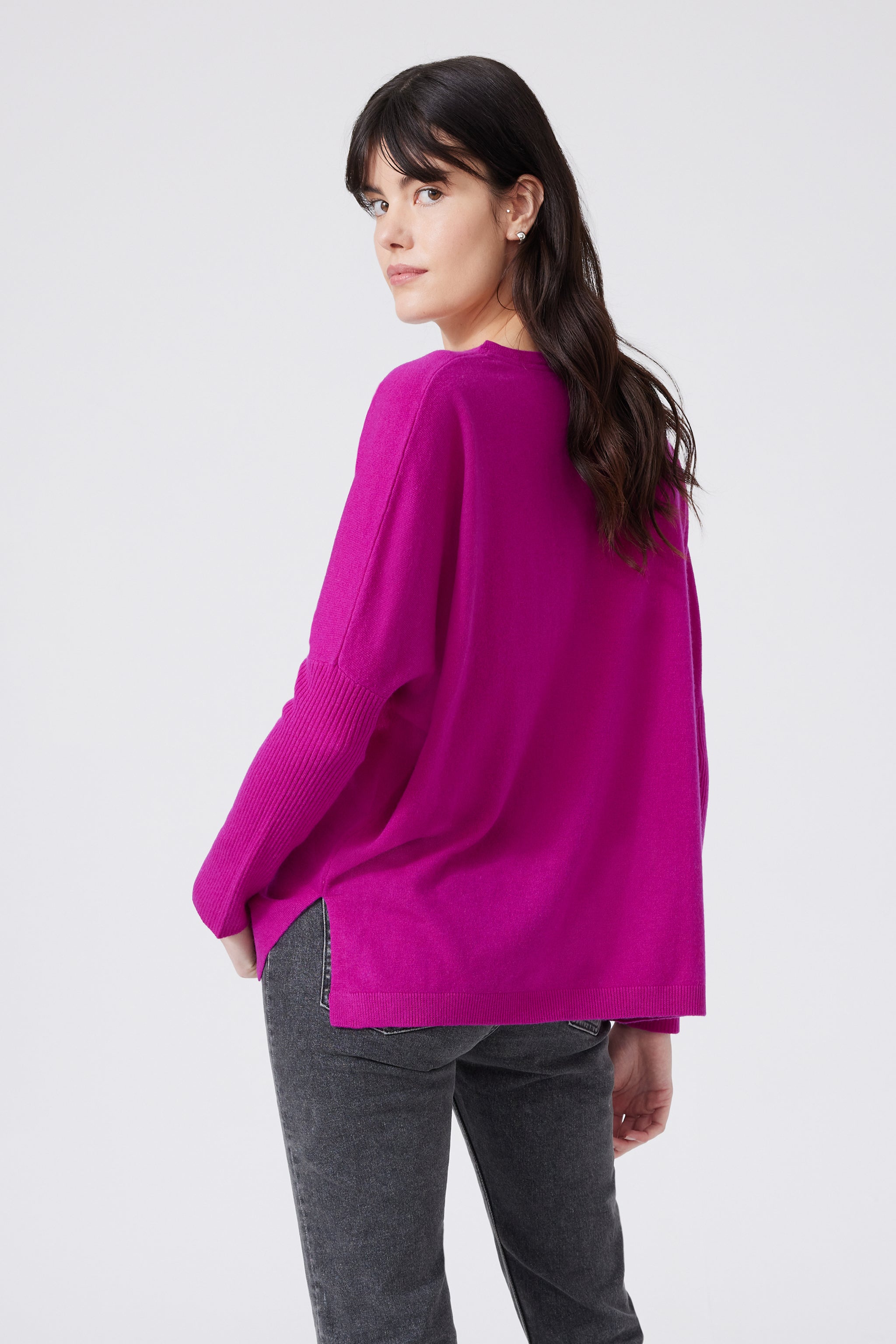  Cashmere V-neck Sweater