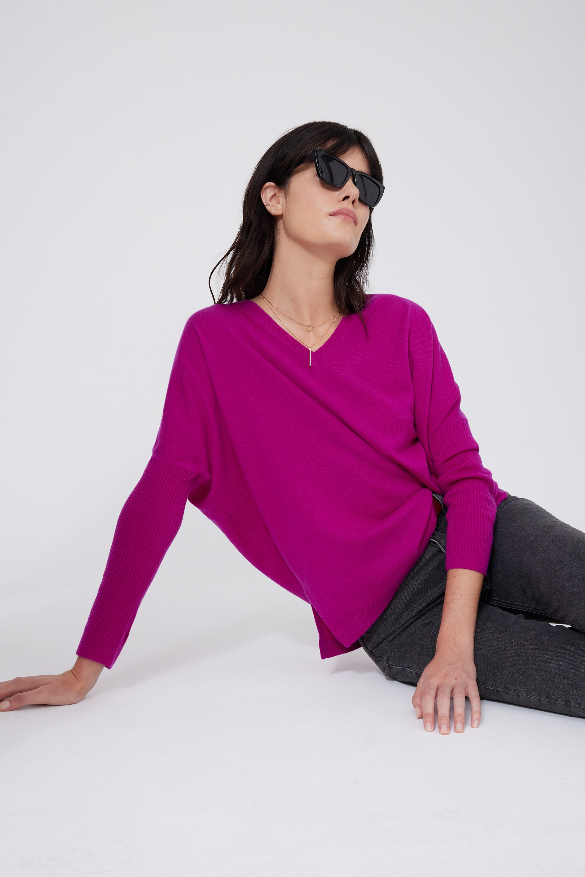  Cashmere V-neck Sweater