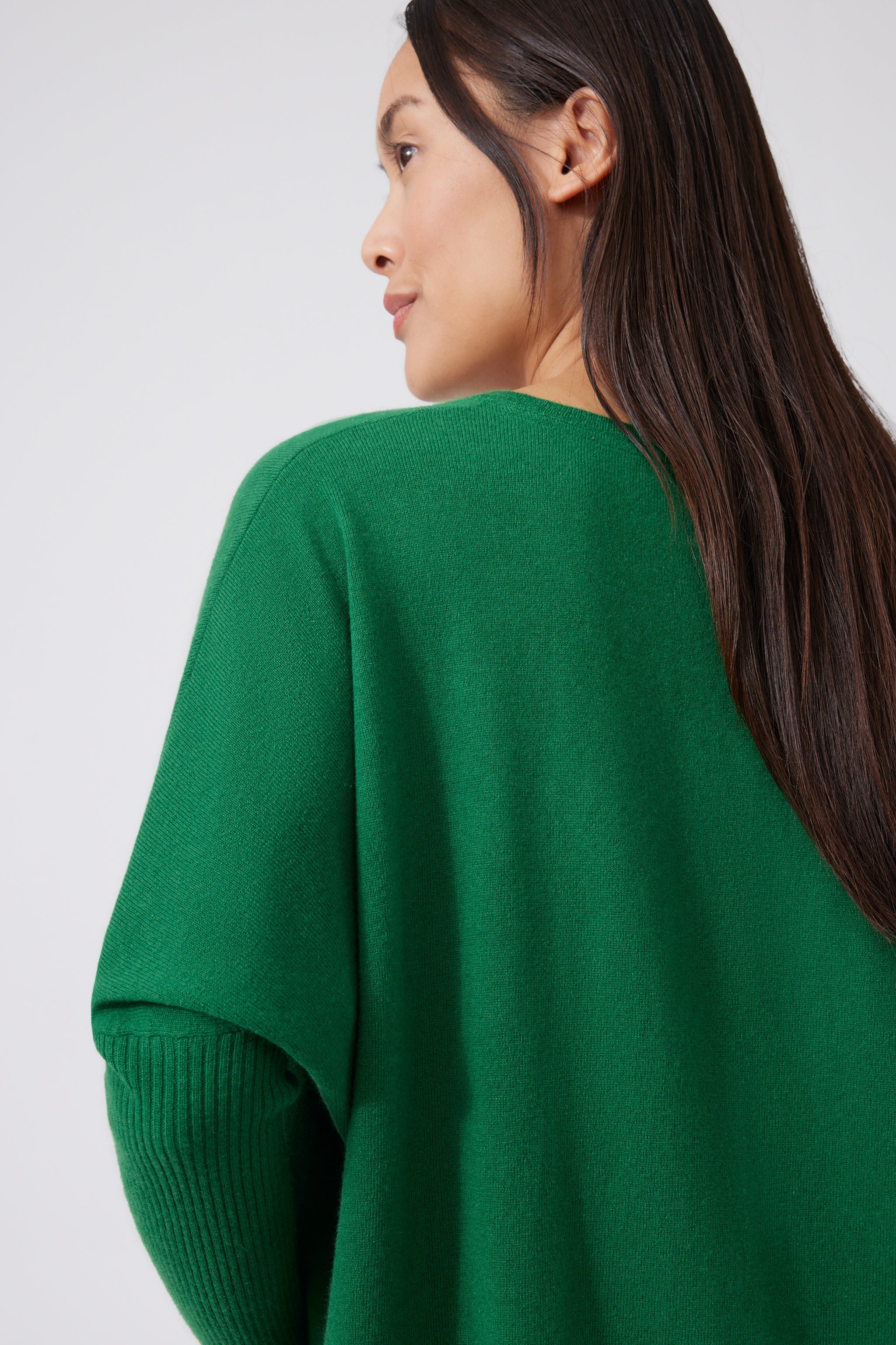  Cashmere V-neck Sweater