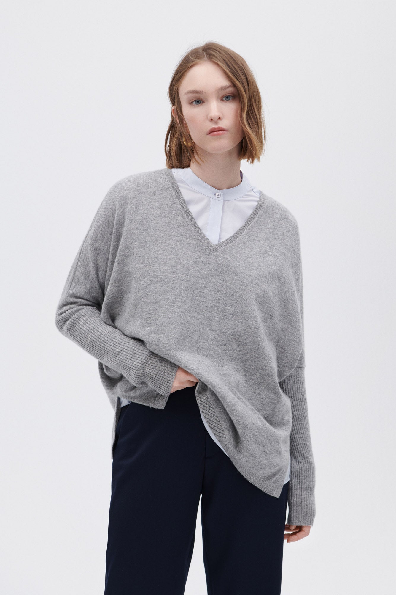 Cashmere V-Neck Pullover