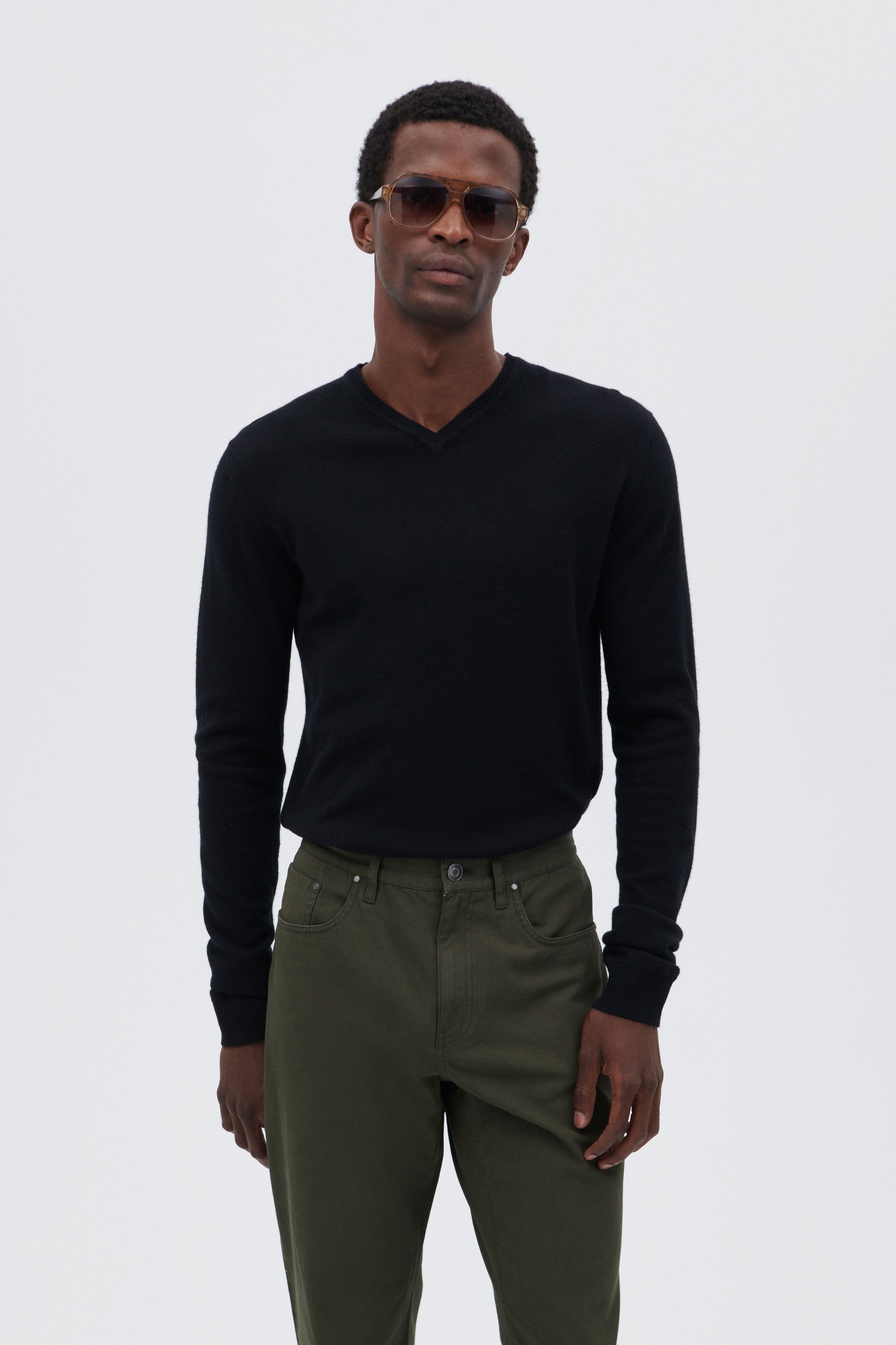 Cashmere V-Neck Pullover