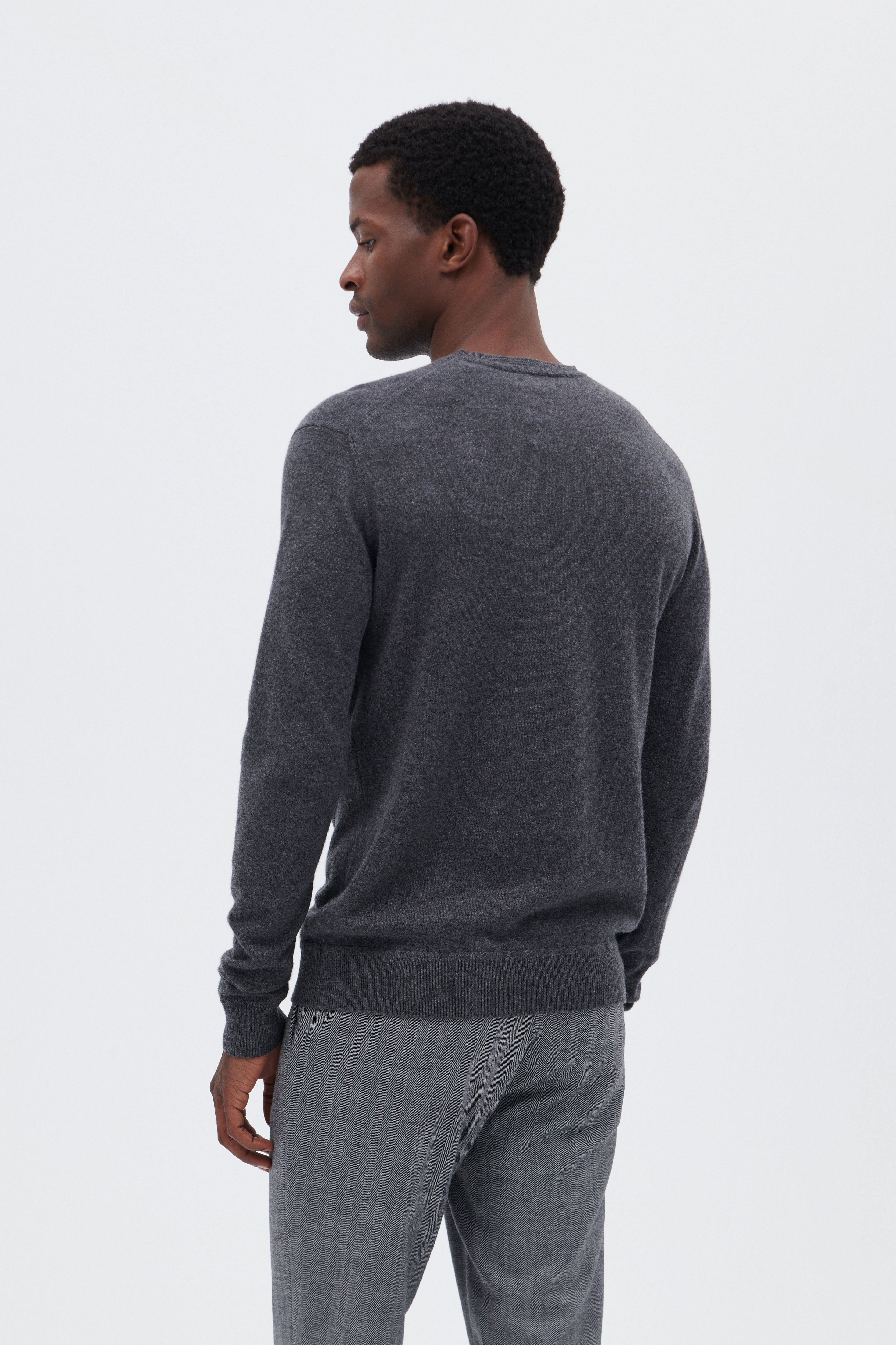 Cashmere V-Neck Sweater