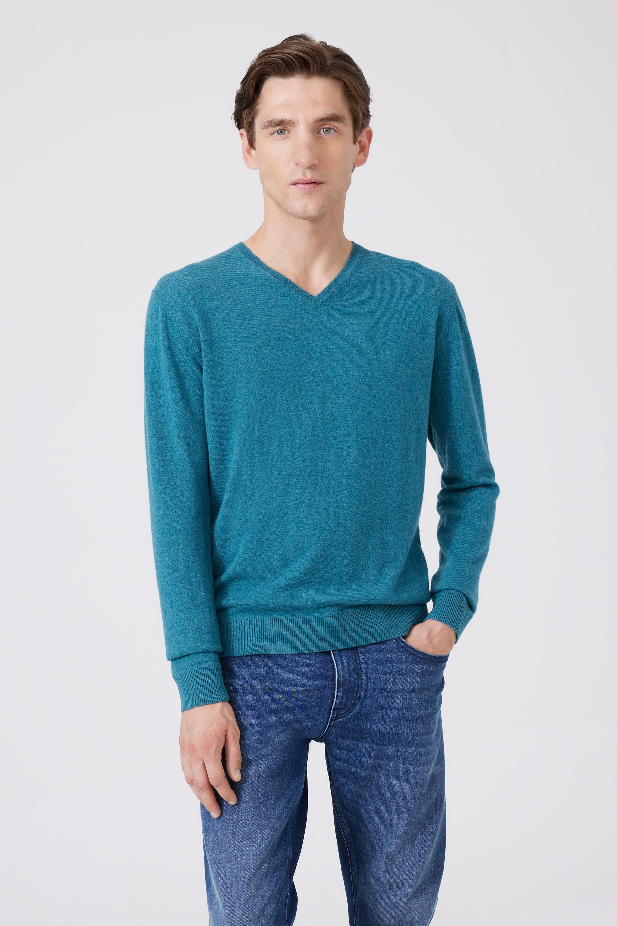 Cashmere V-Neck Pullover