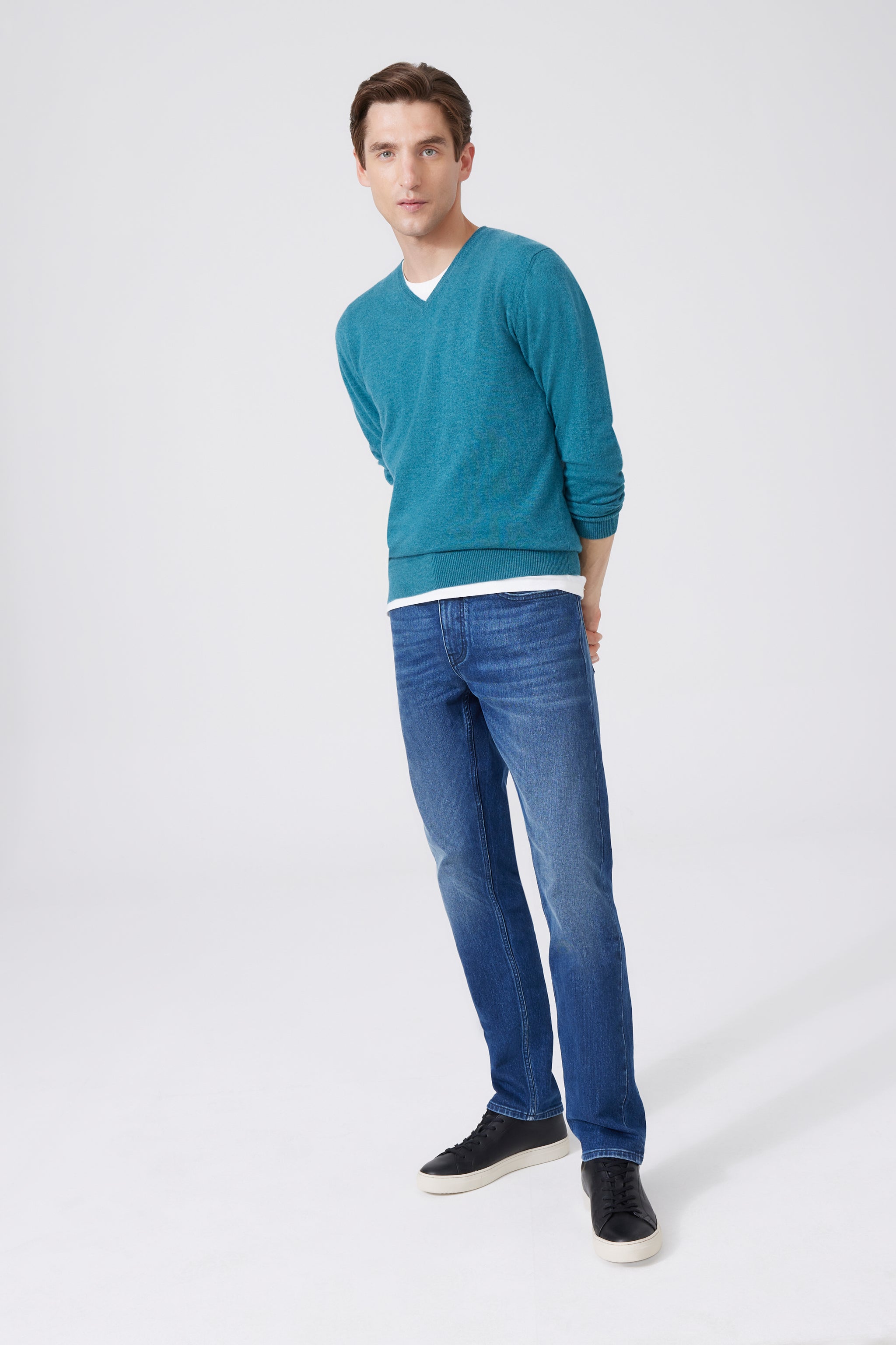 Cashmere V-Neck Pullover