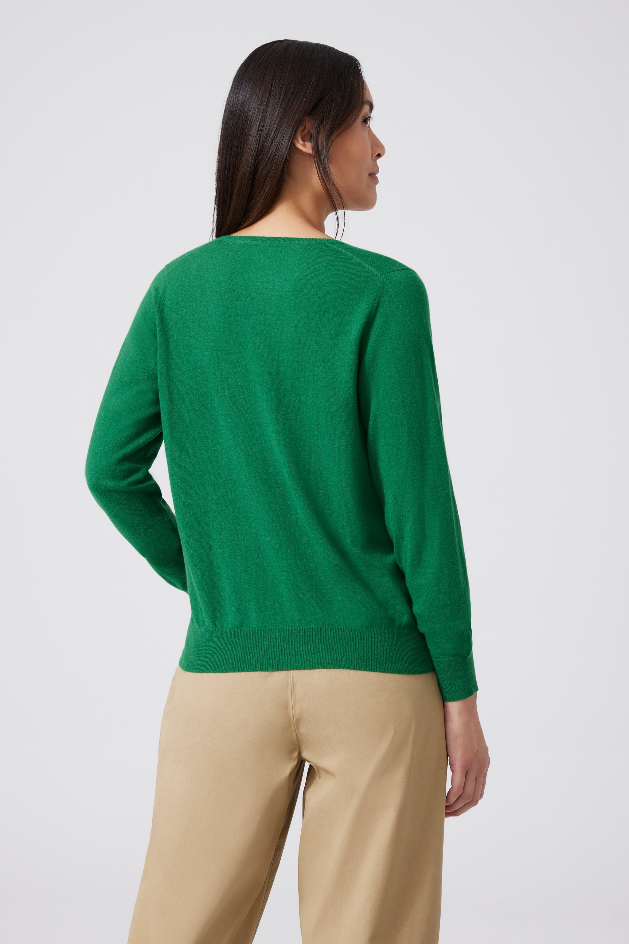 Ultra Light Cashmere V-neck Sweater