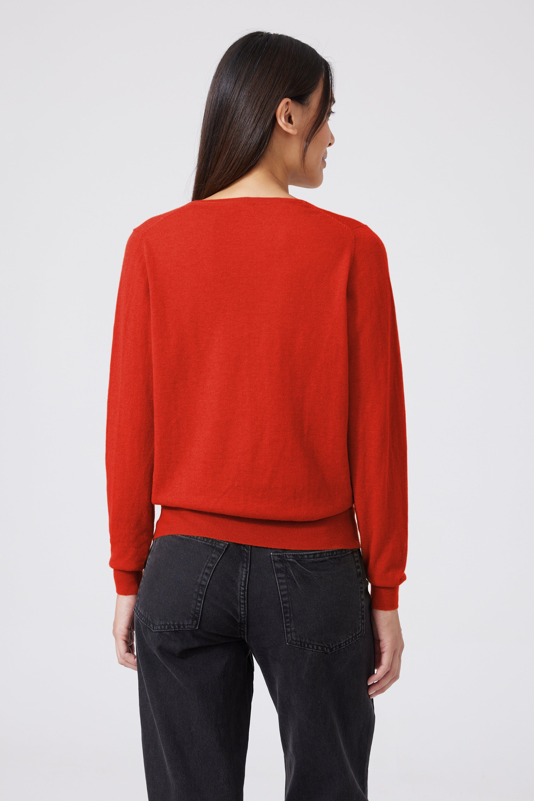 Ultra Light Cashmere V-neck Sweater