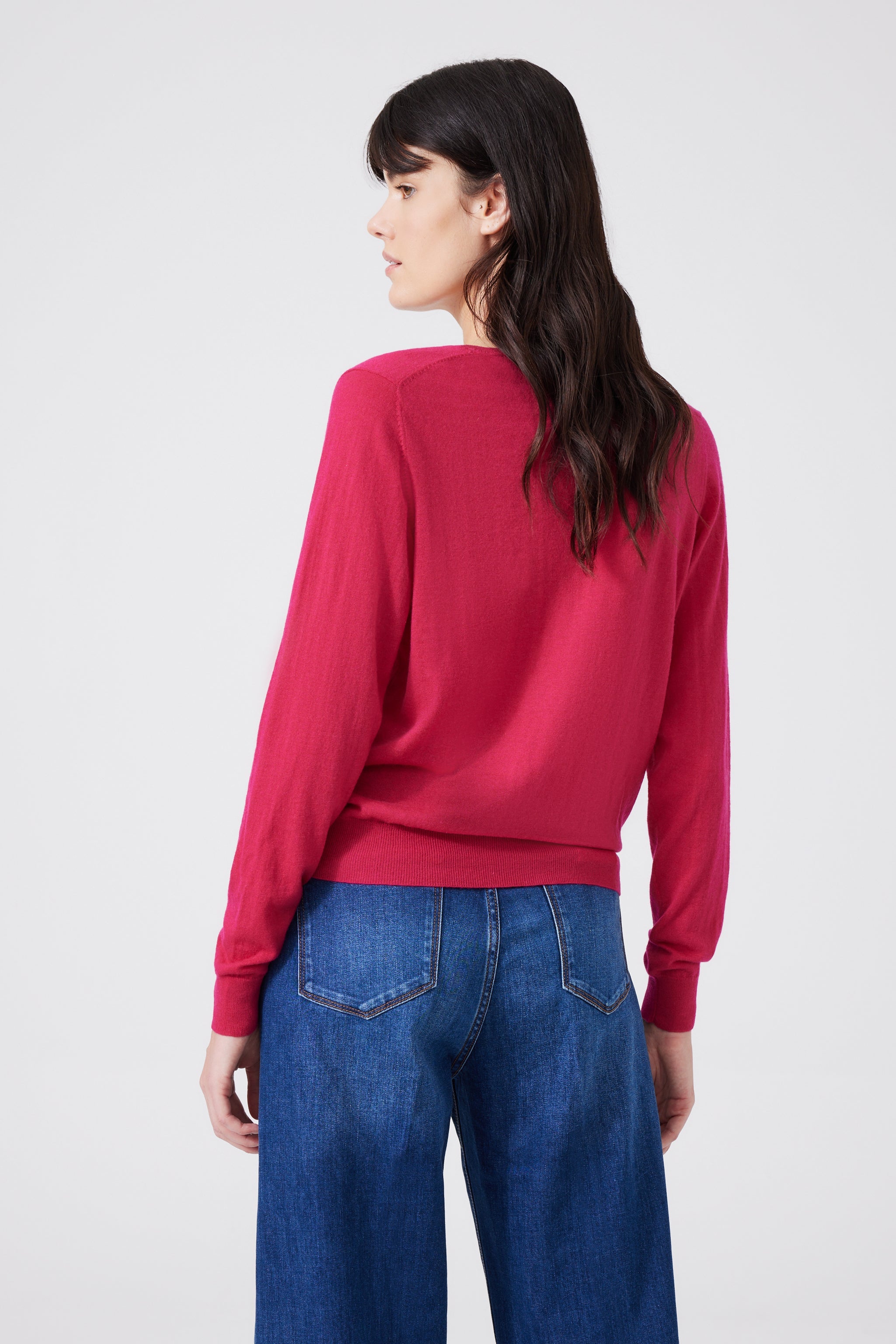 Ultra Light Cashmere V-neck Sweater