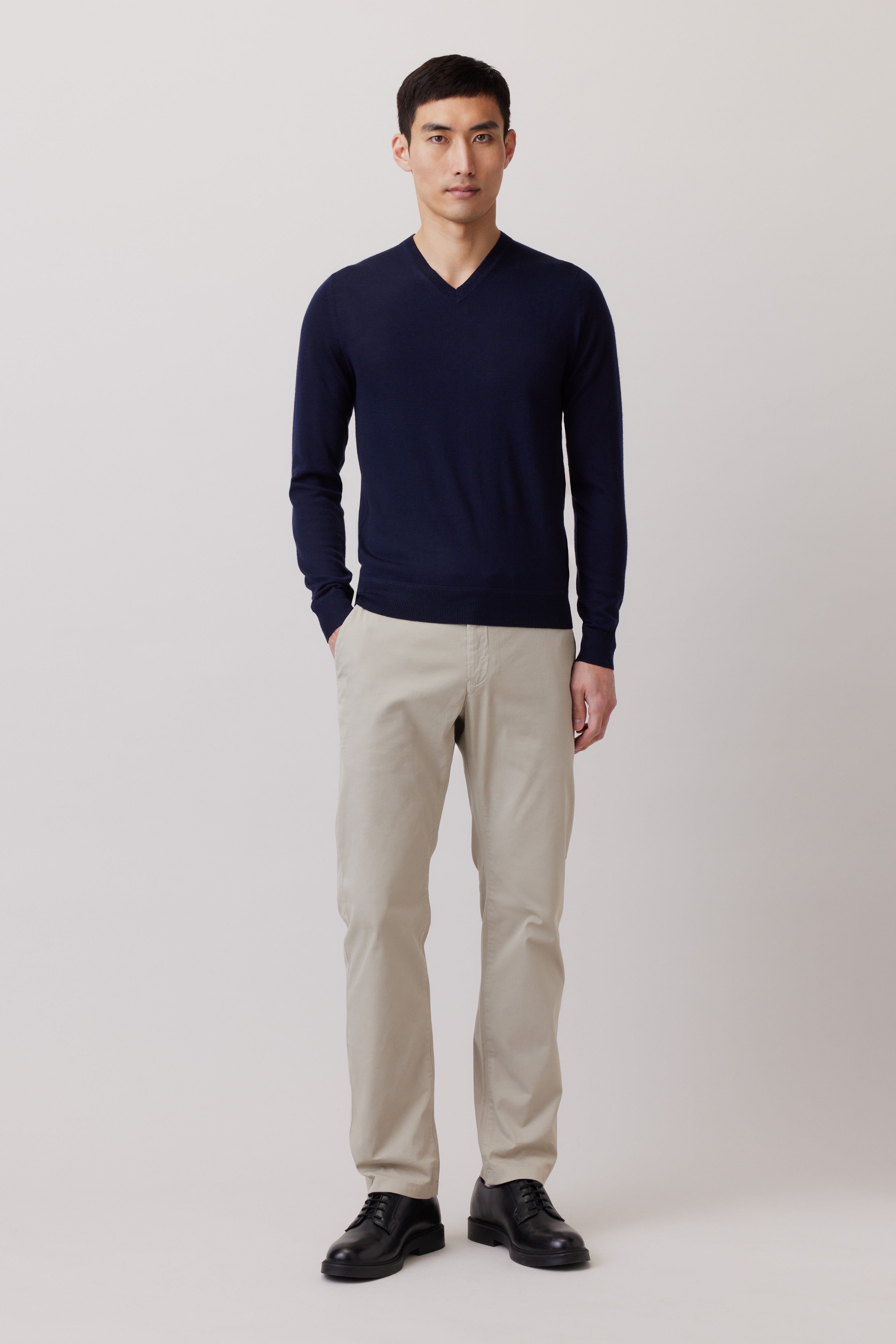 Extra Fine Merino Wool V-neck Sweater