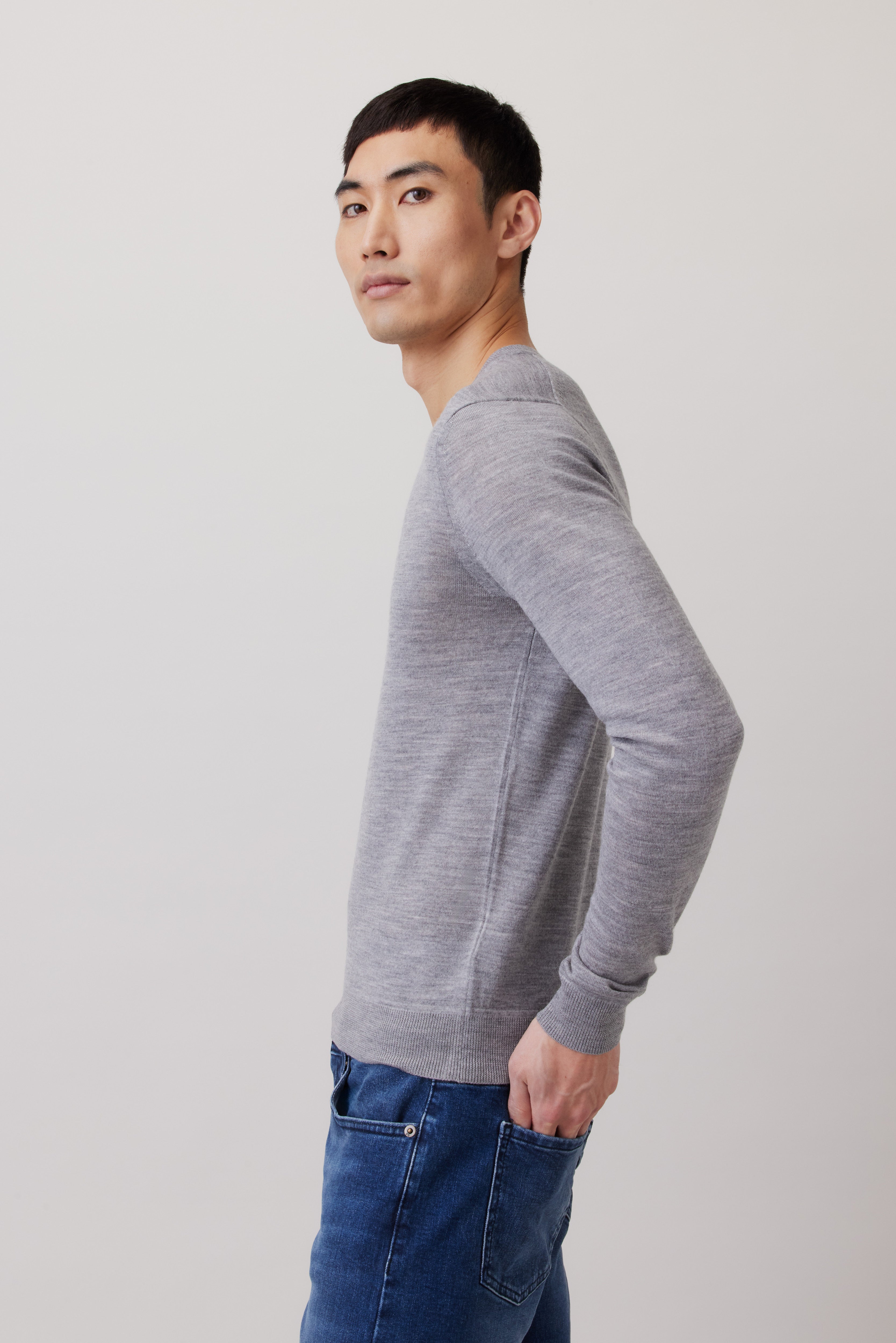 Extra Fine Merino Wool V-neck Sweater