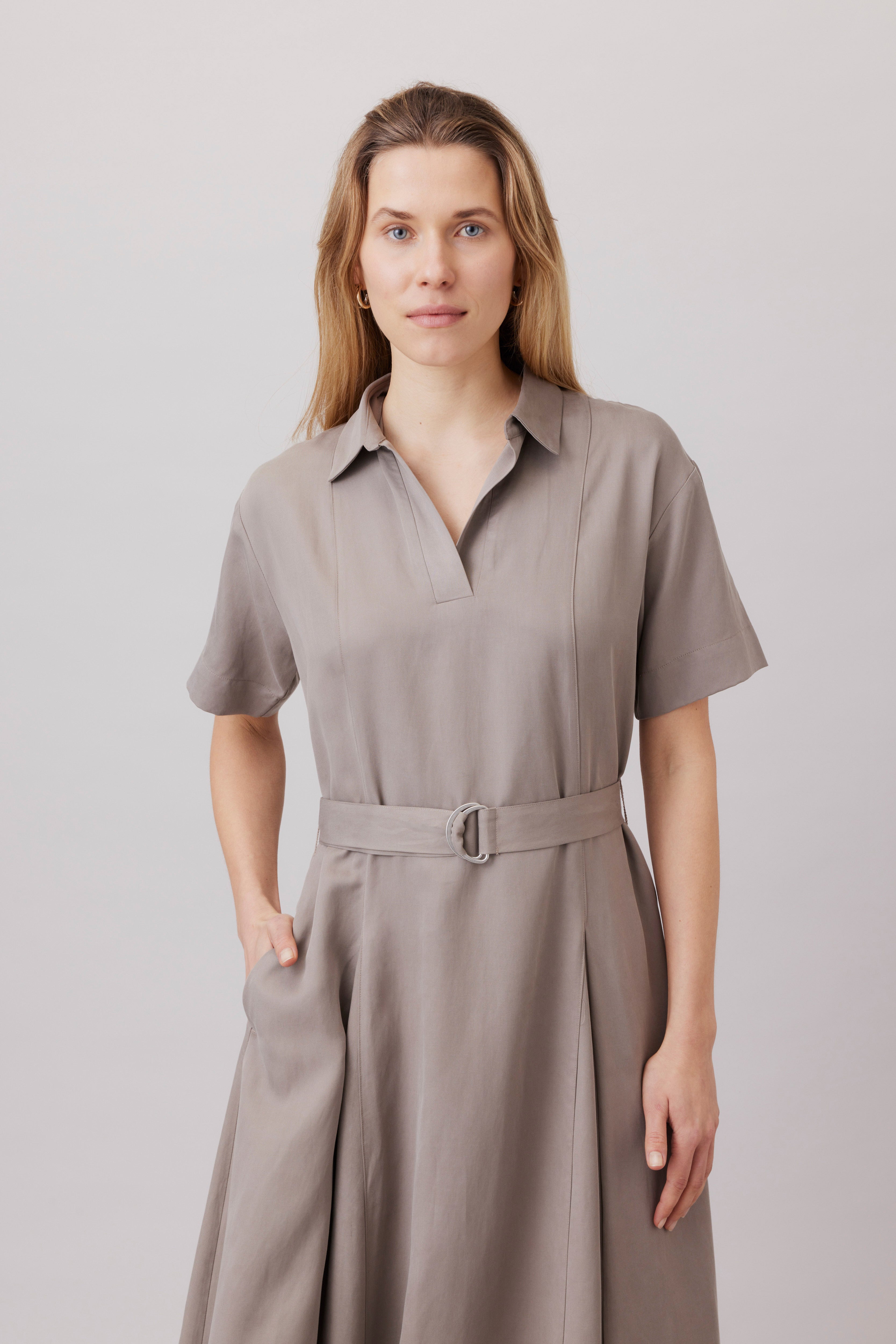 Polokleid mit D-Ring-Gürtel