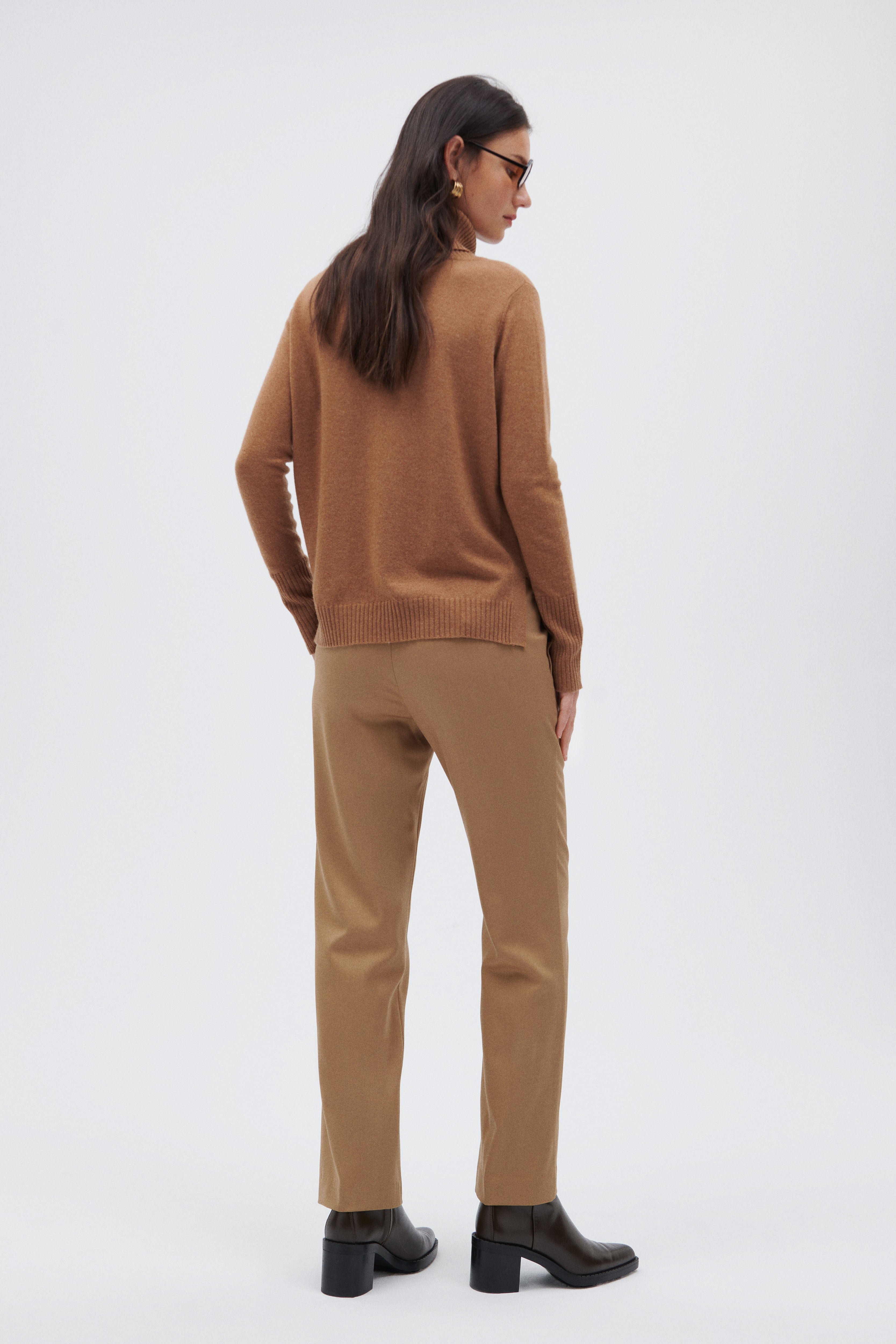 Elegant Virgin Wool Pants