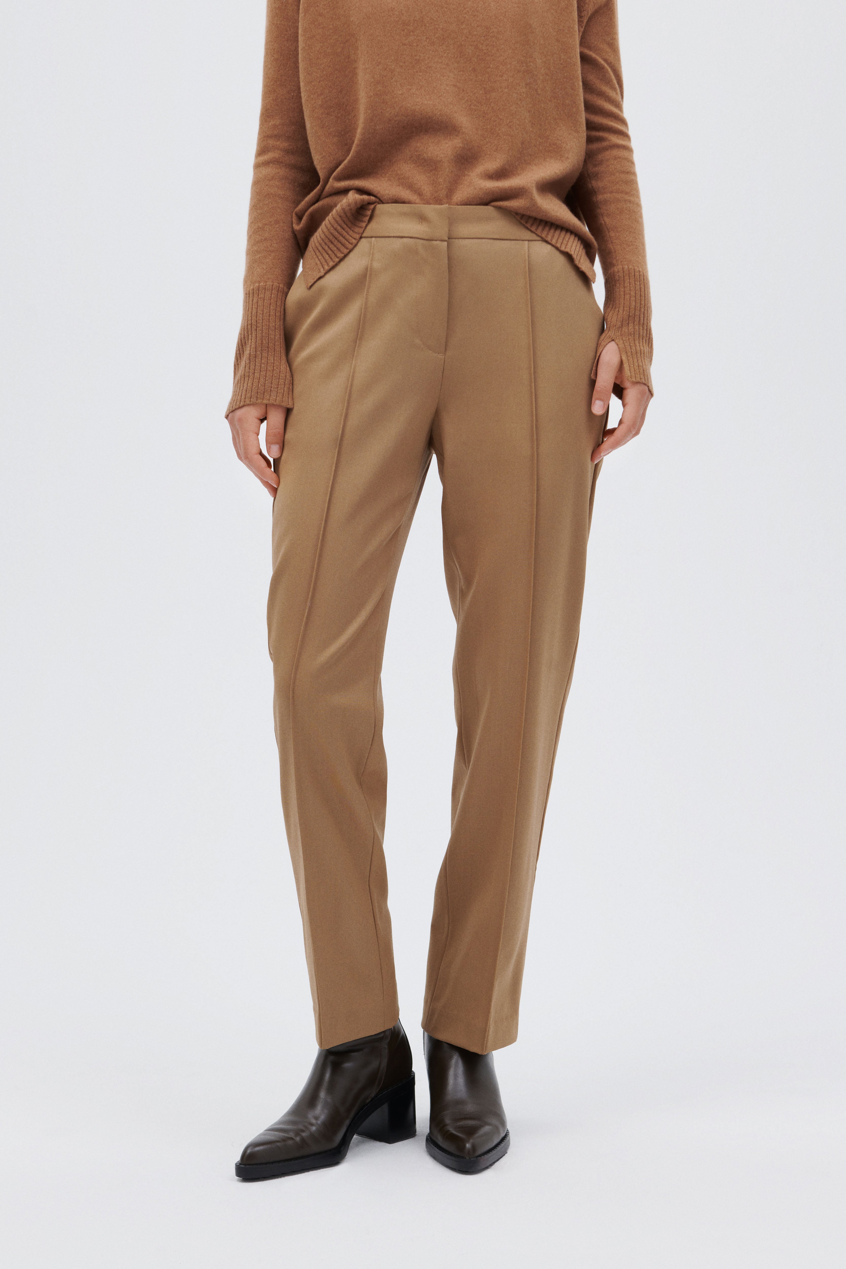 Elegant Virgin Wool Pants