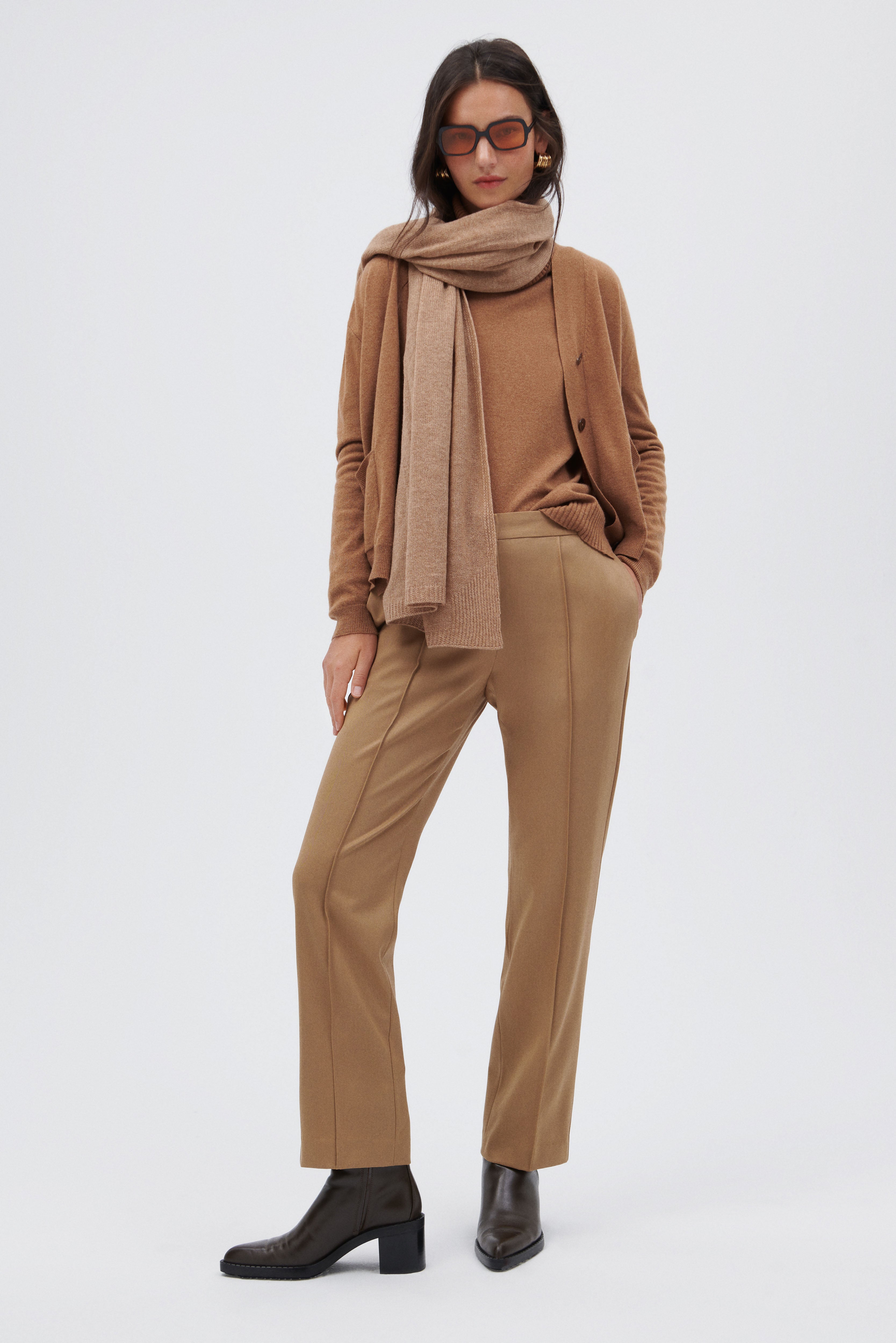 Elegant Virgin Wool Pants