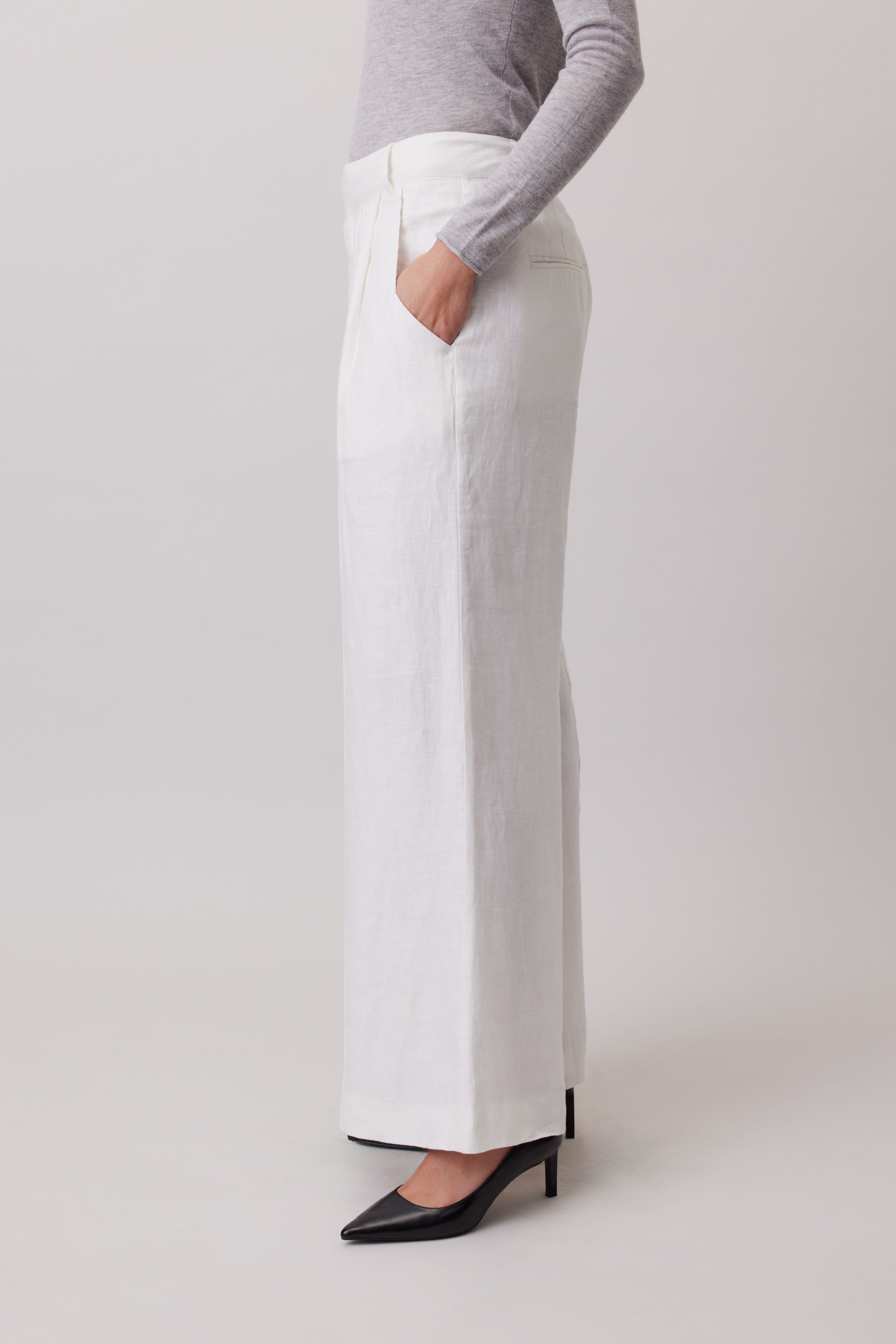 Linen Pants with Crease